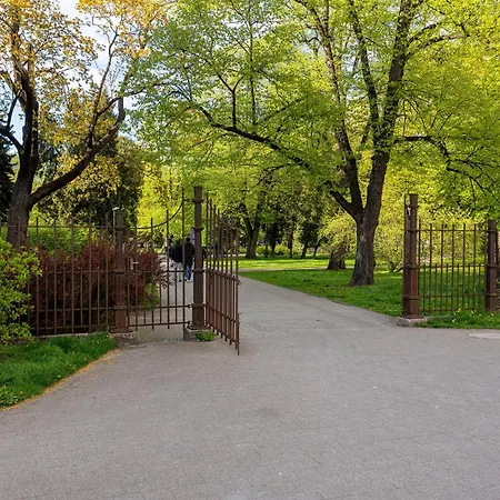 Merkela In The Center With Balcony 아파트 리가