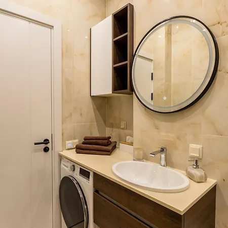 Merkela In The Center With Balcony * 리가