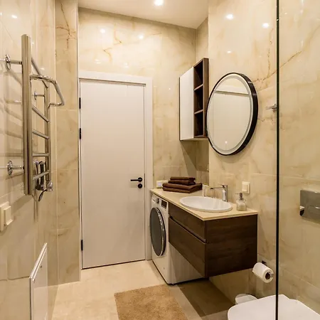 Merkela In The Center With Balcony 아파트