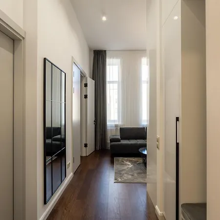 Merkela In The Center With Balcony Lägenhet *