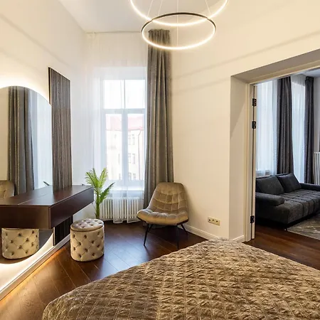 Merkela In The Center With Balcony Apartment Riga