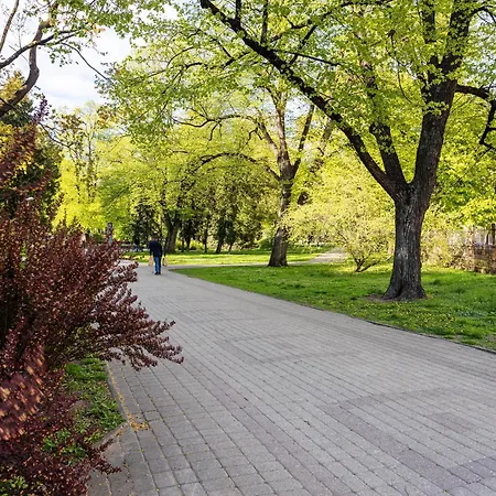 Merkela In The Center With Balcony *
