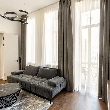 Merkela In The Center With Balcony